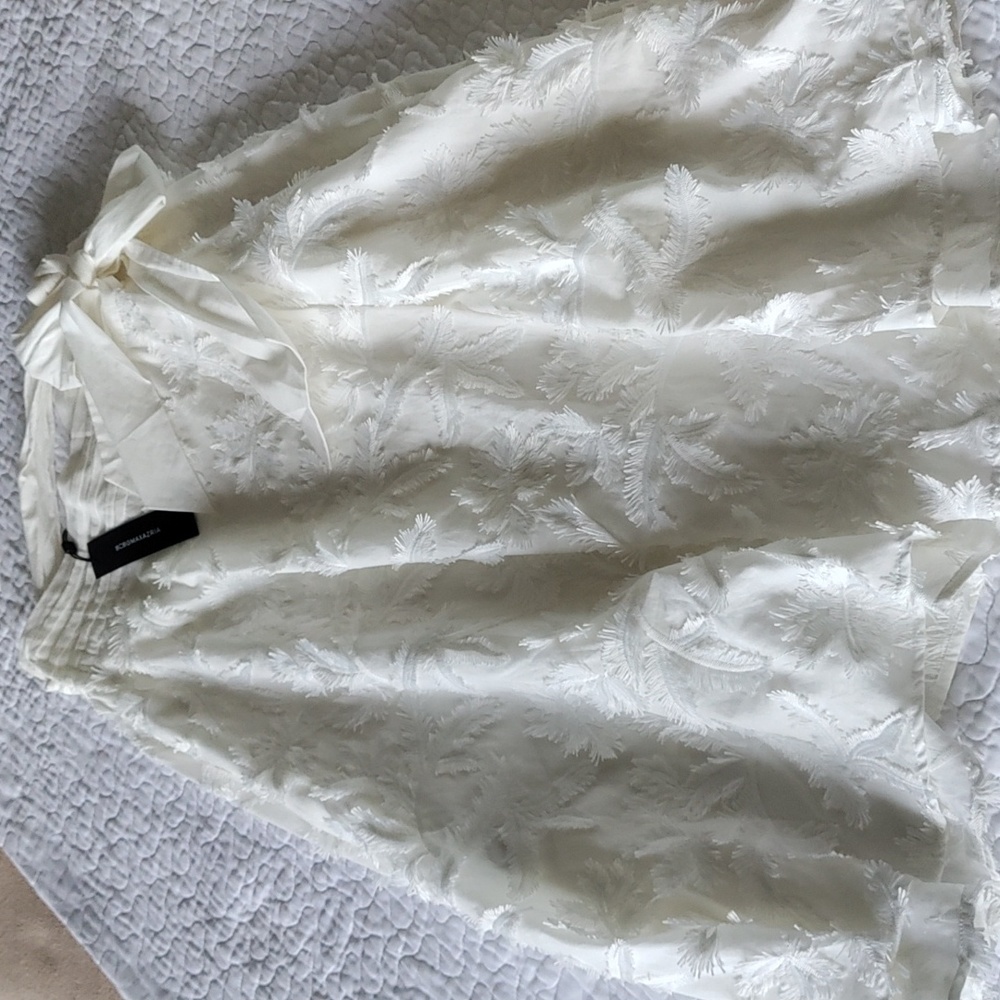 BCBGMaxAzria skirt